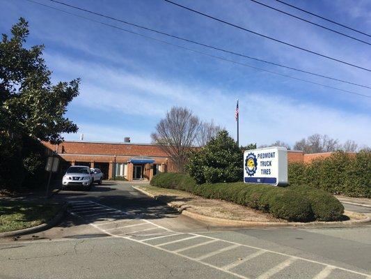 Piedmont Truck Tires