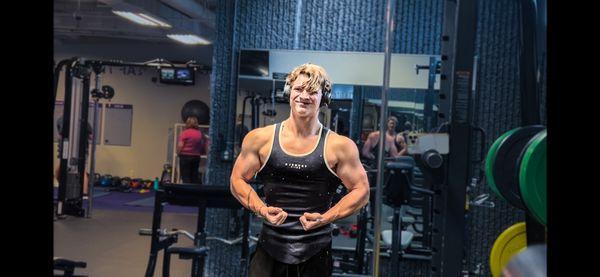 Free weight lighting