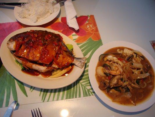 Main Entrees order from Yum Yum Asian Restaurant