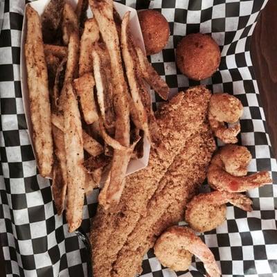 Fried shrimp and fish!!