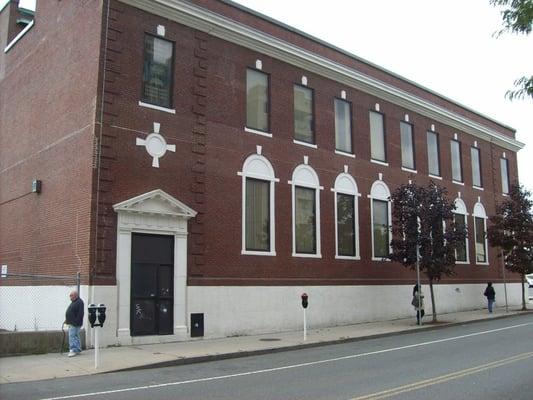 Intersection of Chelsea and Victoria Streets in Everett, MA