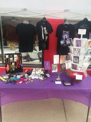 Prince pop-up shop hosted by DivaRags!!