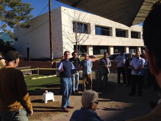 Vernon Avenue Pocket Park