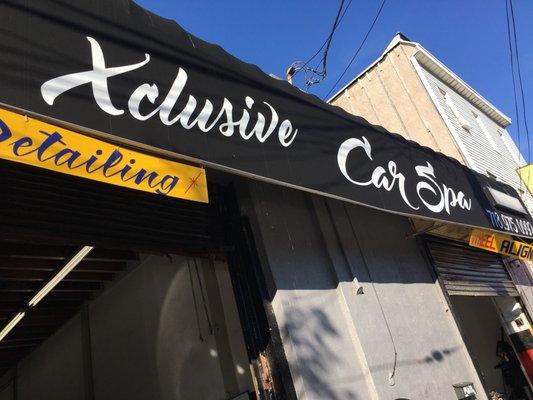 This is the entrance, you have to back into it.