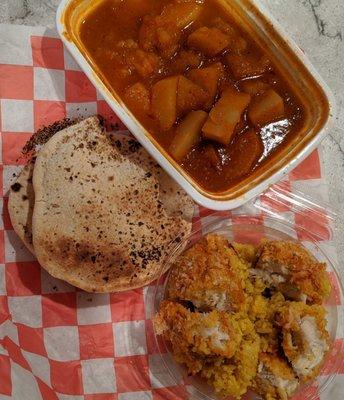 Tajin of the day, bread, crispy chicken and rice
