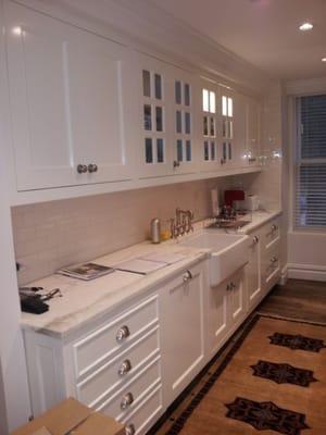 Brand new kitchen at 200 W 77th St. Across the street from the Museum of Natural History.