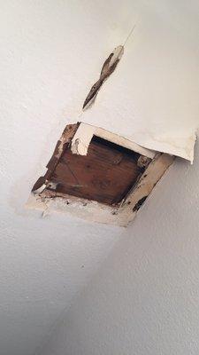 Water damaged which been not been fixed for over 5 months