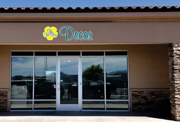 Décor Boutique with lots of unique home décor and so much move.
Stop by you will love it .