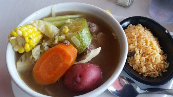 Caldo de res, delicious...
