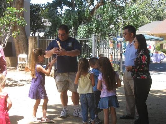 SJ Councilmembers Pete Constant w/ his kids + Kansen Chu & his wife