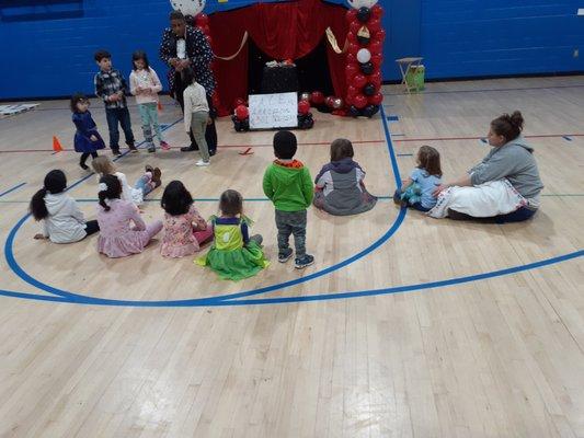 Amazing Clowns & Etc