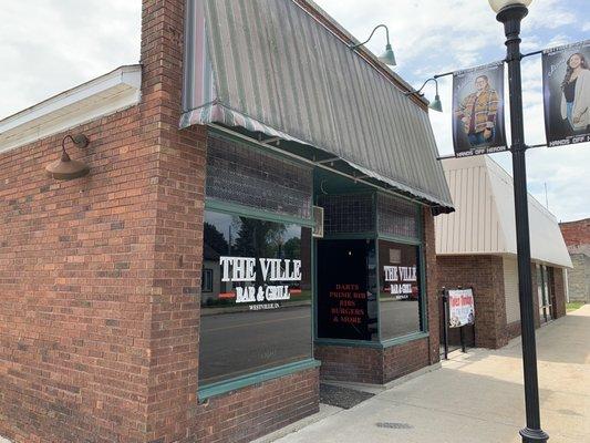 The Ville Bar and Grill