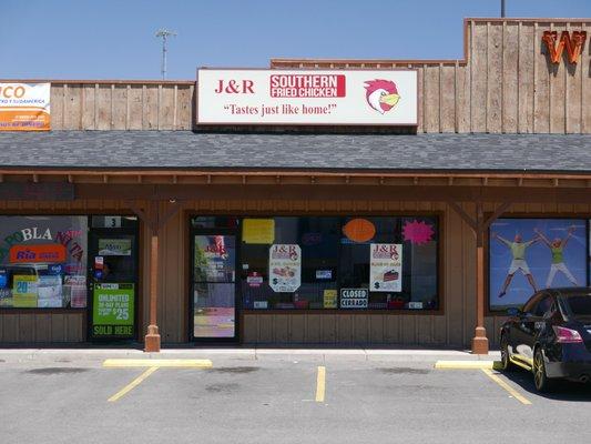 J&R Southern Fried Chicken at 870 Sierra Vista Dr Ste 4 (may be shuttered; not open during listed business hours)
