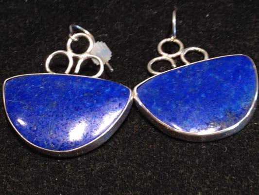 Many more treasures to be found! The prices are great.