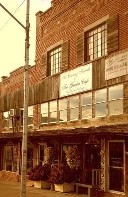 The Tea Garden Café and The Country Hearth Gift Shoppe