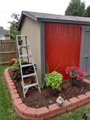 Tom's Turf and Outdoor Services