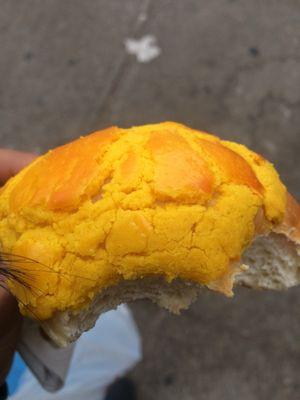 The crispy sweet bun