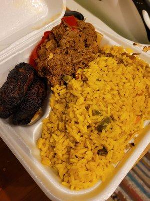 Ropa Vieja plate w/arroz con pollo and plantains