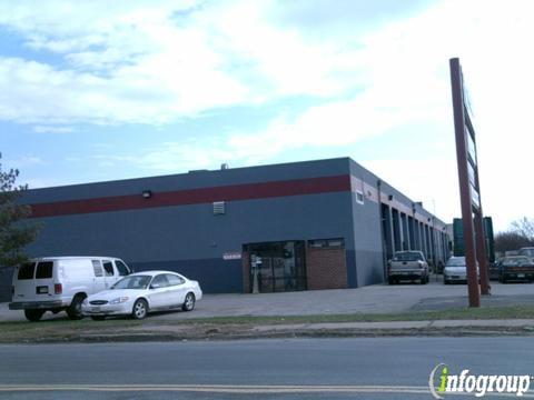 Service Tire Truck Centers