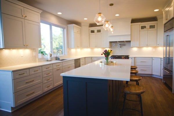 Devine Cabinet Design