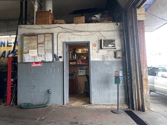 Boston Rd Auto Mechanic & Inspections