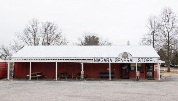 Niagara Country Store