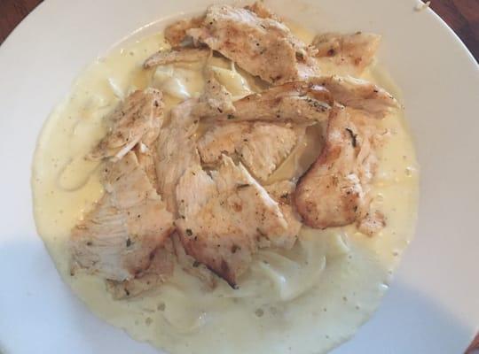 Fettuccine Alfredo w Chicken