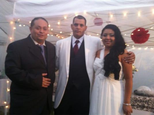 Heavenly Chapel, a little chapel where dreams come true. Rev. Ivan P.Salas conducts lovely inspirational wedding ceremonies.