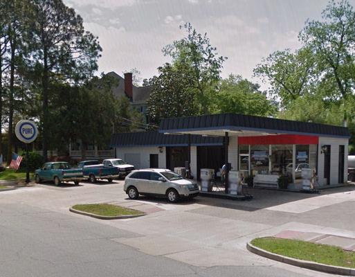 Brooks Service Center