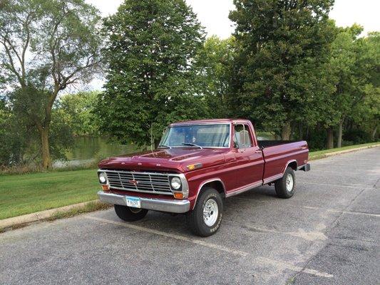 1969 Ford F100 4X4
