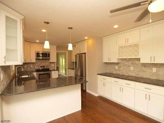 White shaker kitchen