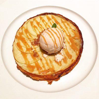 Apple galette