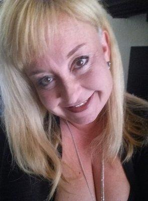 Photo of Julie M.