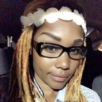Photo of Simone J.
