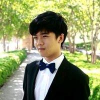 Photo of Andrew Y.