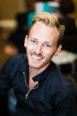 Photo of Dustin H.