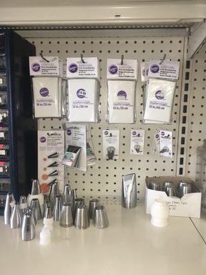 Madera Cake & Party Supplies