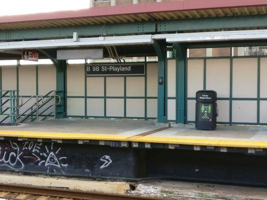 Beach 98 St - Playland