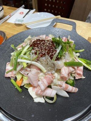 Stir-fried webfoot octopus and pork belly