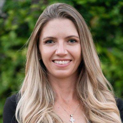 Jessica Babcock - Momentum Luxury Real Estate