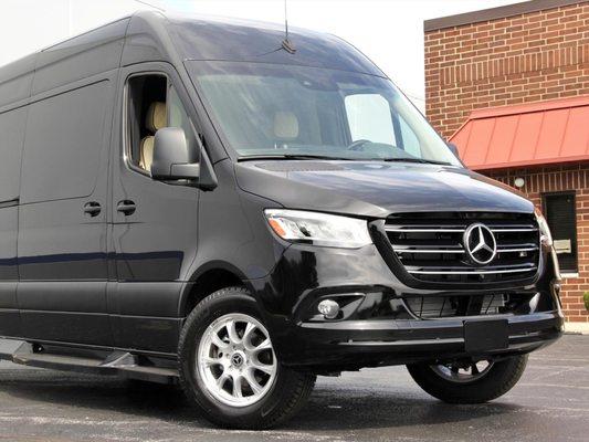 Novo Luxury Transportation