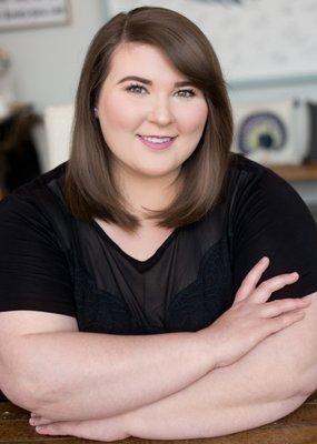 Hope Dalebroux, Licensed Esthetician, Acne Specialist, and Owner of Hope Della Skincare