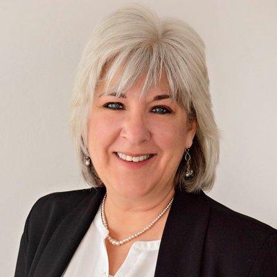 Mary Beth Moore, Realtor Associate Coldwell Banker Heritage, RE