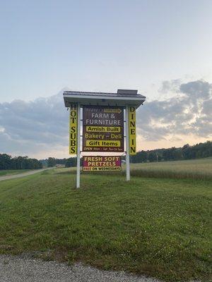 Troyer's Home Bakery