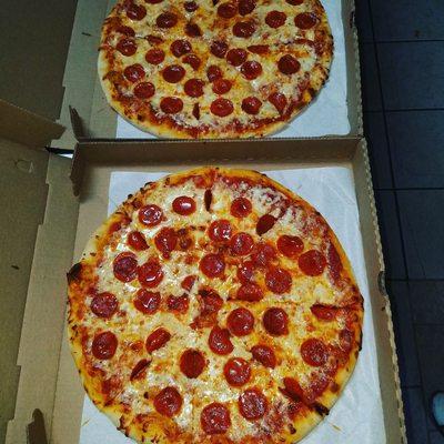 Hand tossed Pepperoni pizza!