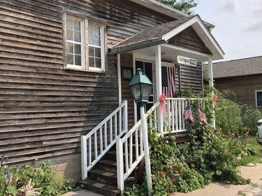 Smokehouse Square Antiques