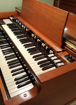 Hammond Organ