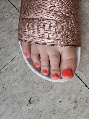 Gel pedicure