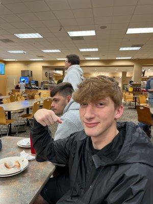 Bruv enjoyin da food yea?