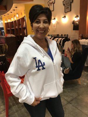 Love my New Dodgers Sweatshirt! Family owned business, super friendly, quick. Thanks Jerry #DodgerNation #reppinforgame7WorldSerie